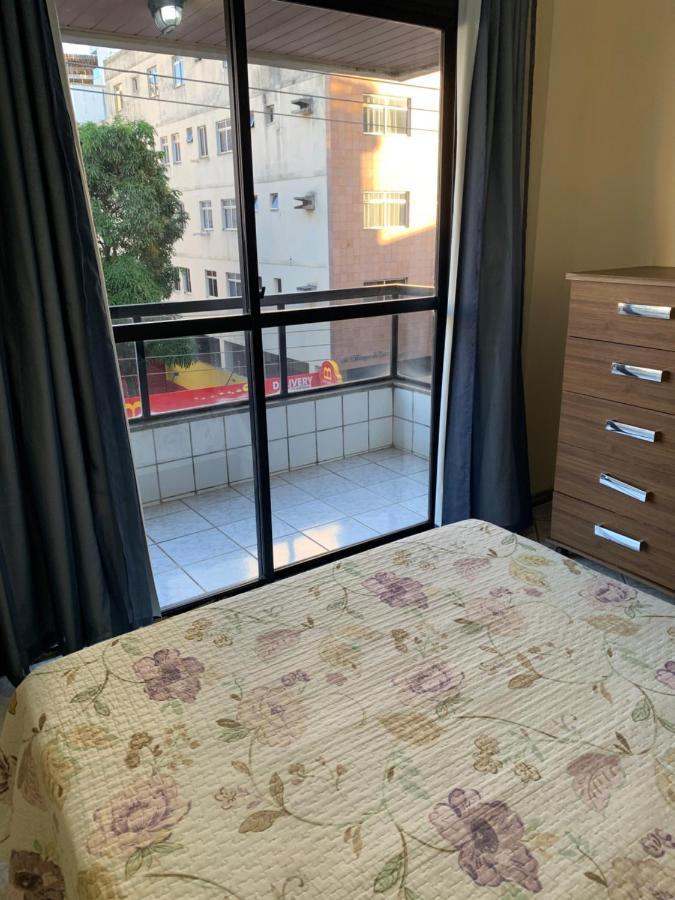 Solar De Bruna - Apartamento Com 2 Qts - 1 Suite - Garagem Coberta - Wi-Fi - Netflix - Acomoda 6 Pessoas A 70 Metros Da Praia غواراباري المظهر الخارجي الصورة
