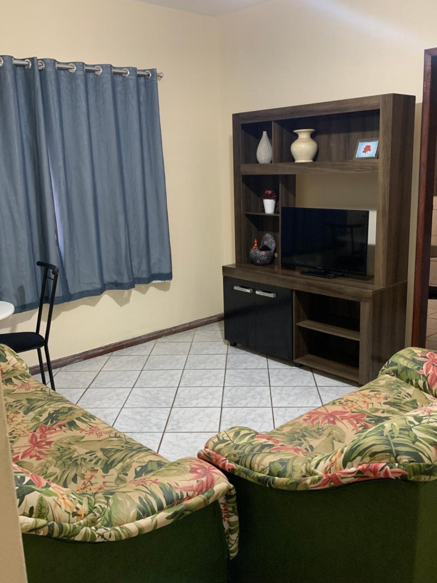 Solar De Bruna - Apartamento Com 2 Qts - 1 Suite - Garagem Coberta - Wi-Fi - Netflix - Acomoda 6 Pessoas A 70 Metros Da Praia غواراباري المظهر الخارجي الصورة